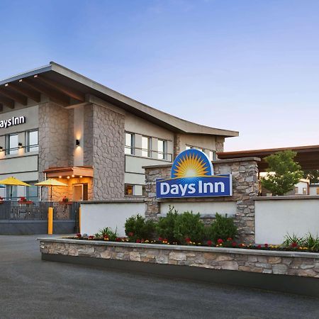 Days Inn By Wyndham Montreal East Ngoại thất bức ảnh